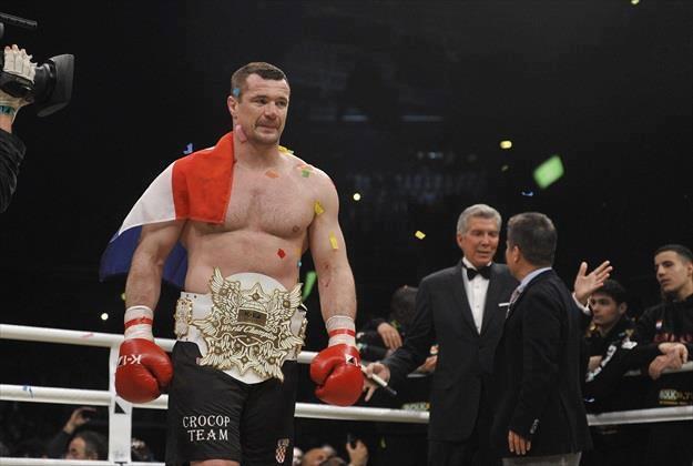 Crocop conquistou cinturão do K-1 em 2013 - Divulgação K-1