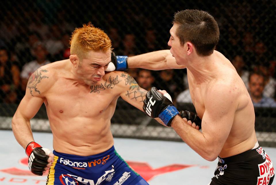 Rony Jason nocauteia Siler no UFC - Divulgação UFC/Josh Hedges