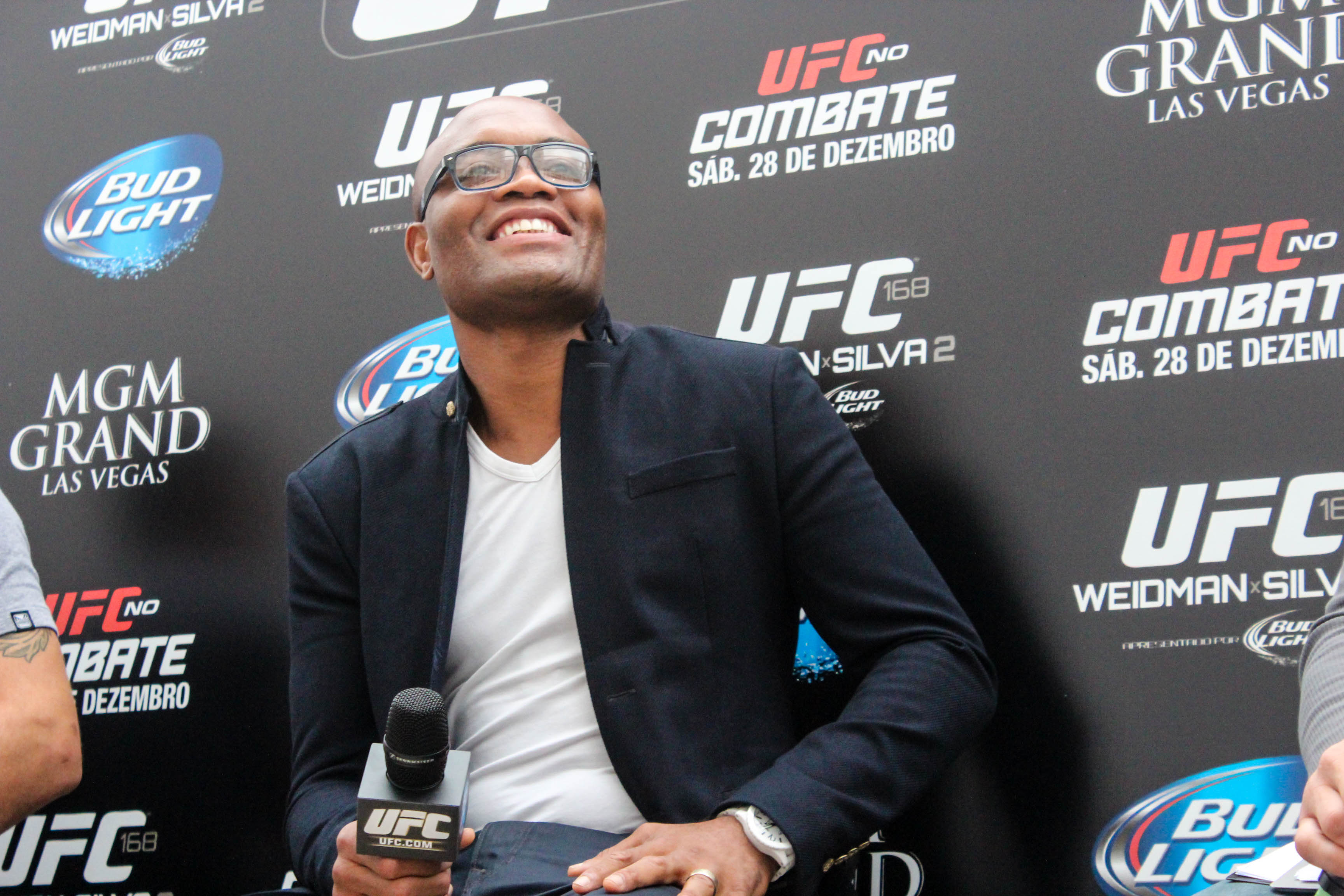 Anderson Silva acredita que políticos precisam ter "vergonha na cara" - Ana Carolina/Gazeta Press