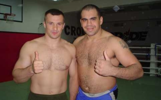 Rodrigo Artilheiro, um dos brasileiros que ajudou Crocop na luta mais importante de sua carreira - Arquivo Pessoal
